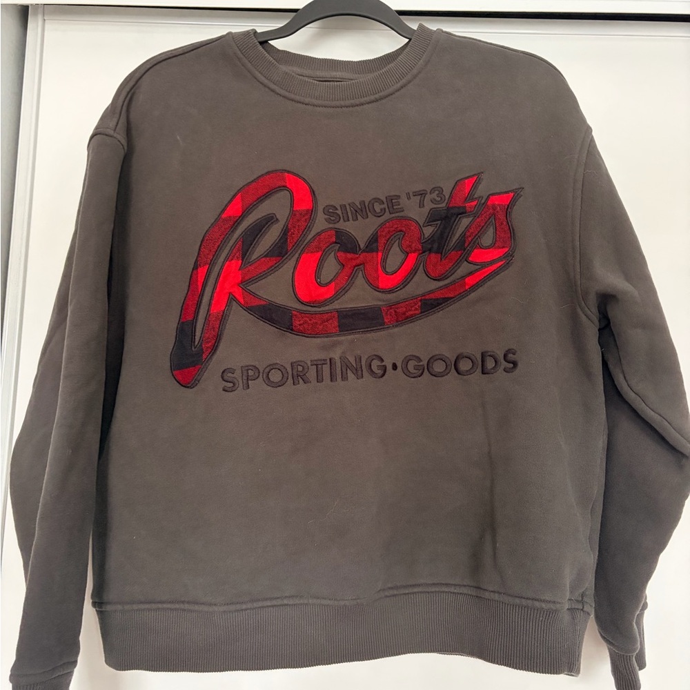 Roots Women’s Black and Red Crewneck Sweater